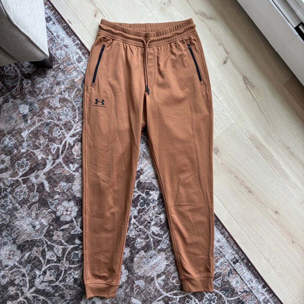 Under Armour Mens M Unstoppable Joggers Sahara Tan Brown Tapered Zip Pockets